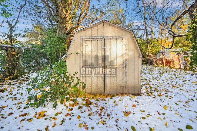 Photo - 3721 Kinnear Ave