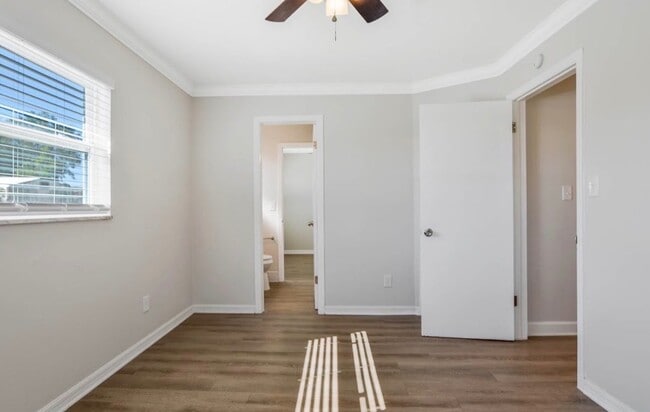 Photo - 854 Silver Oak Ct