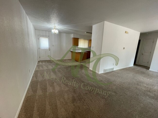 Photo - 2722 Poplar St Unit A