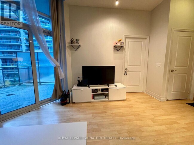 58 Marine Parade Dr Unit 429