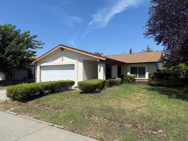 Photo - 2766 Applewood Dr