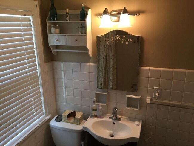 Photo - 6004 W Wells St Unidad 6004 West Wells St