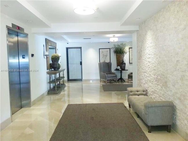 Photo - 575 Crandon Blvd Condo Unit 407