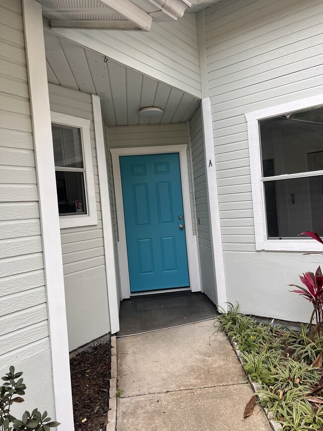 Building Photo - 19 Brittany Ln Unit A