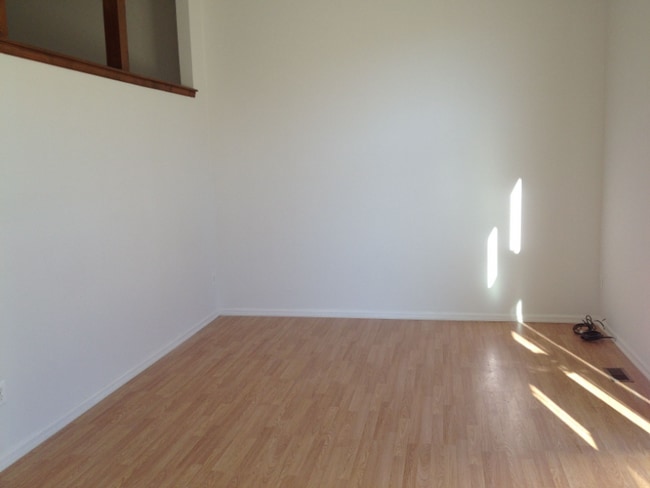 Photo - 104 Pipers Pl