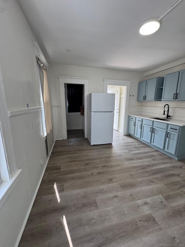 Photo - 133 Ash St Unit 2