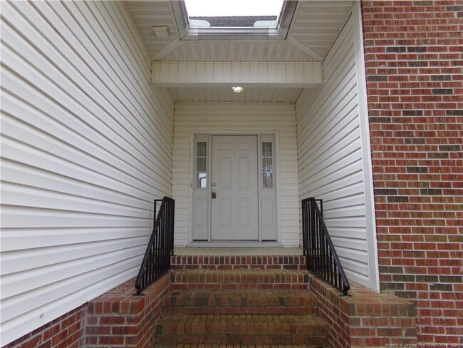 Photo - 290 Robeson St