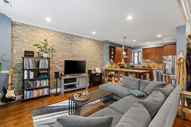 Photo - 5219 N Winthrop Ave