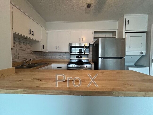 Photo - 969 W Holly St Unidad 969 W Holly St Apt 5