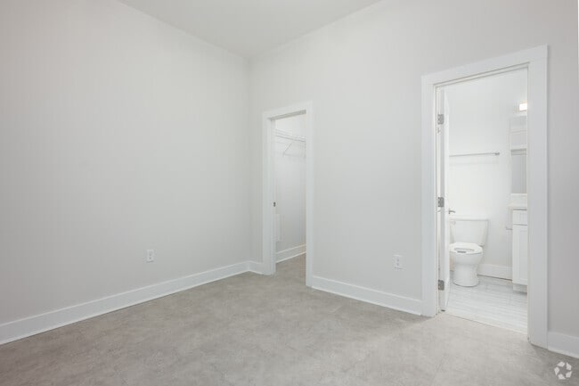 1BR, 1.5BA - 652SF - Bedroom - Chatham Place Apartments