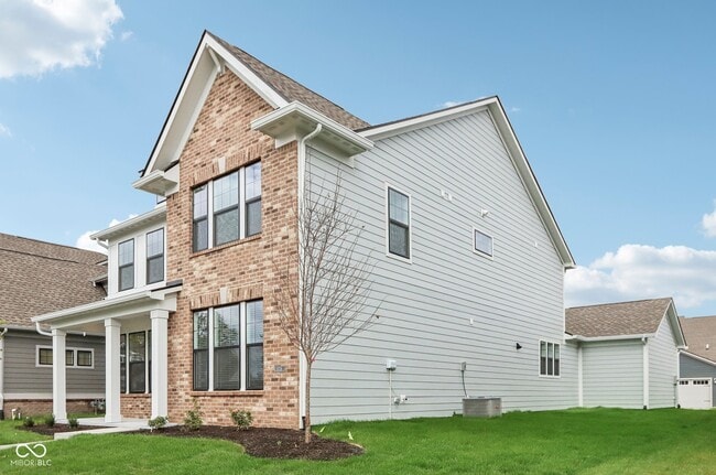 Photo - 1718 Windrush Pl