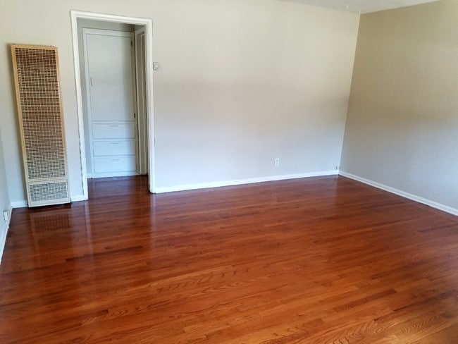 Living Room & Heater - 3351 Caroline Ave Unit 2