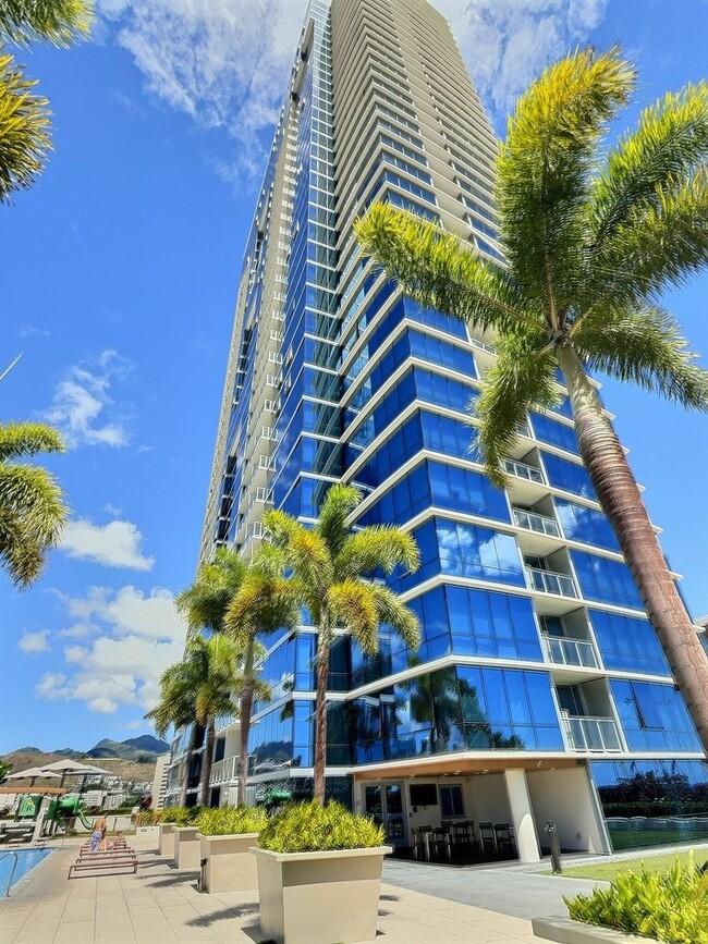 Building Photo - One Bedroom  with a view  in the Heart of ... Rental