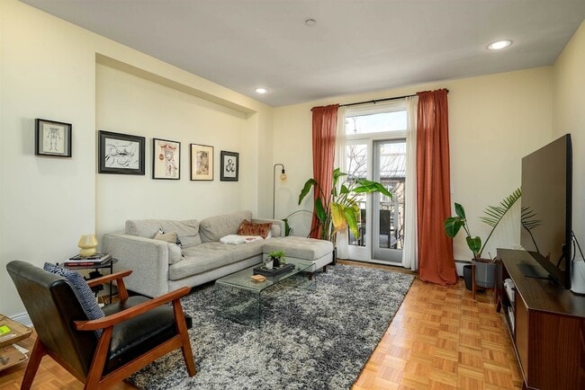 Building Photo - 207 Shearwater Ct W Unit 54