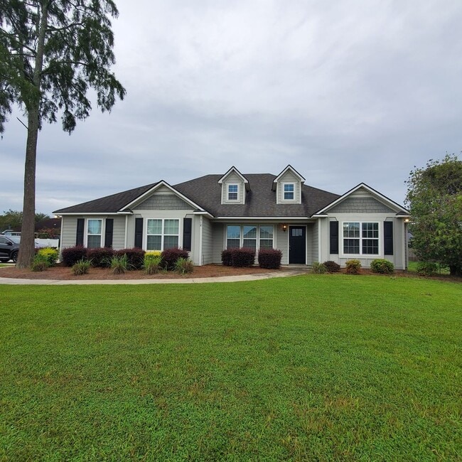 Building Photo - Southern Charm meets Modern Comfort: Exquisite 4-Bedroom Rental Home in Hahira, Georgia