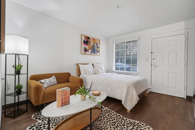 Building Photo - Vivo Living Arbor View