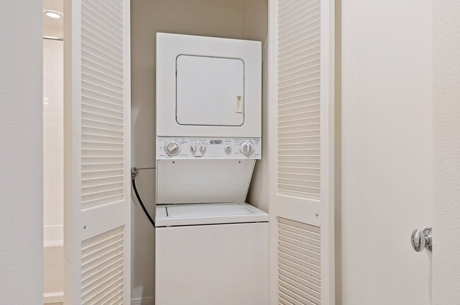 Photo - Ideal Location! El Escorial at East Beach