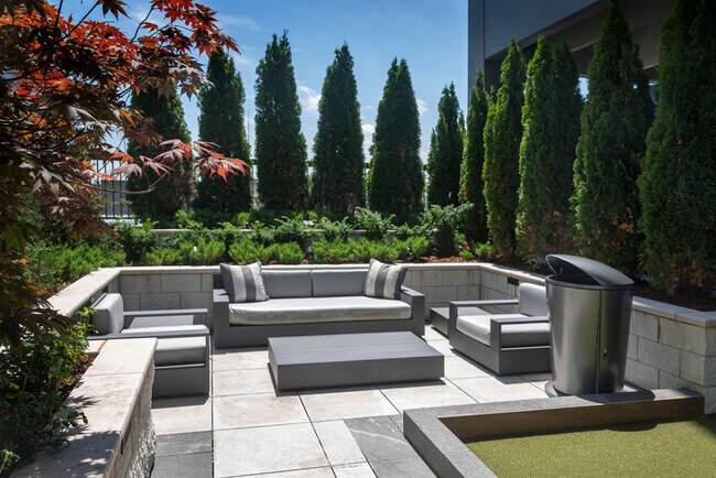 Luxe at Alewife