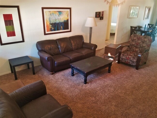 Photo - West-Flagstaff House (Aspen Trails)- 3 Bed, 2 Bath, 2 Car Garage Home -Students & Dogs OK! Avail....