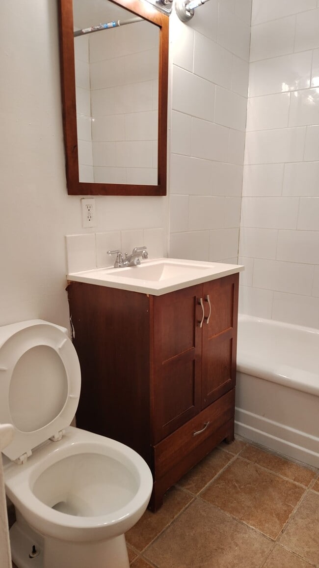 Photo - 2448 Carling Ave Unit 205