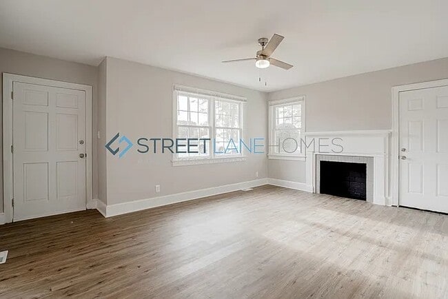 Photo - 565 Alamo St