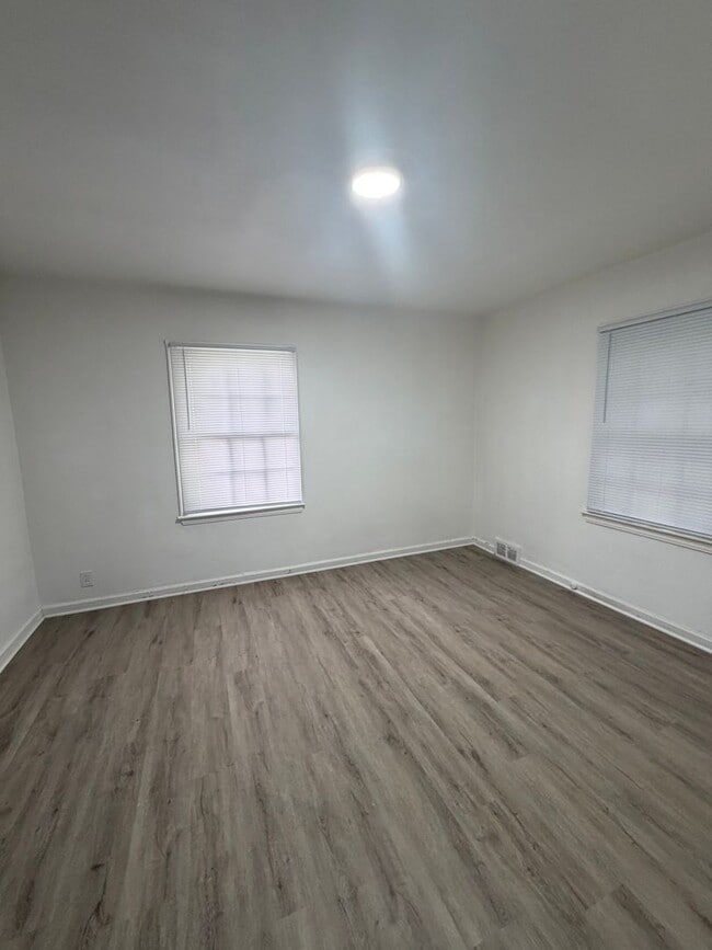 Photo - 3461 Dequincy St