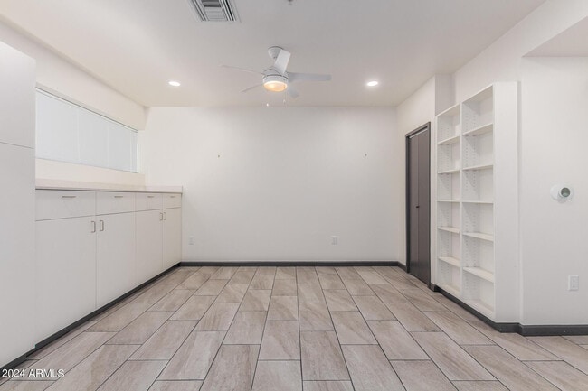 Photo - 129 N 11th Ave Unit Apt 2A