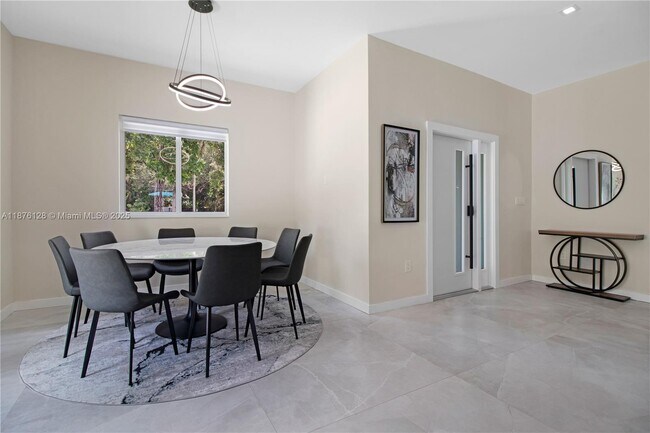 Photo - 14840 NE 8th Ave