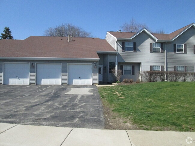 Building Photo - 56 N Victoria Ln Unit E Rental