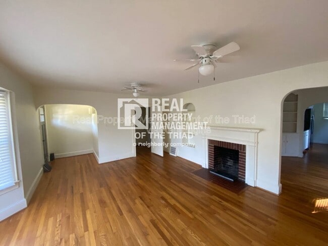 Photo - 1223 Ebert St