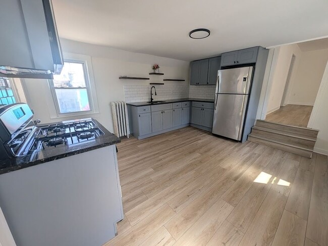 Photo - 244 Spring St Unit 2nd Floor