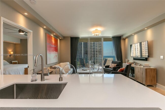 Photo - 17555 Atlantic Blvd Unit 1005