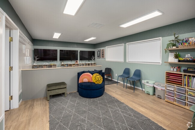Clubhouse 2