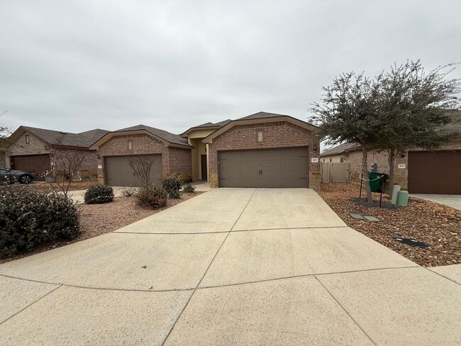 Photo - 108 Stacy Ln