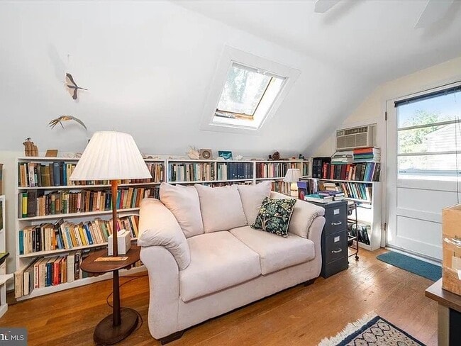 Photo - 55 Woodhill Ct