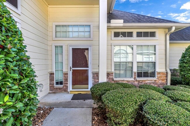 Photo - 10210 Thornmont Ln