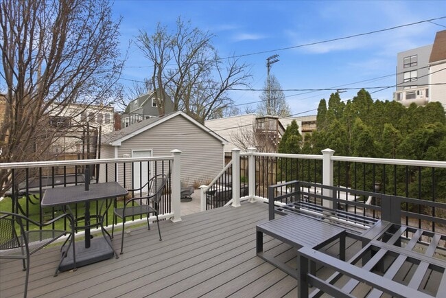 Photo - 1828 W Berenice Ave