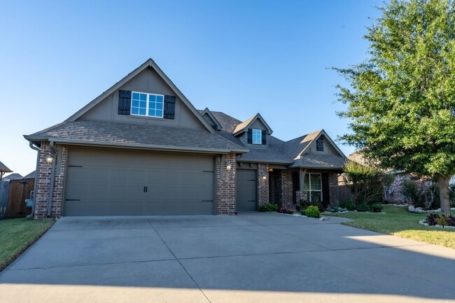 Photo - 3 Bed 2 Bath With Office in Tulsa