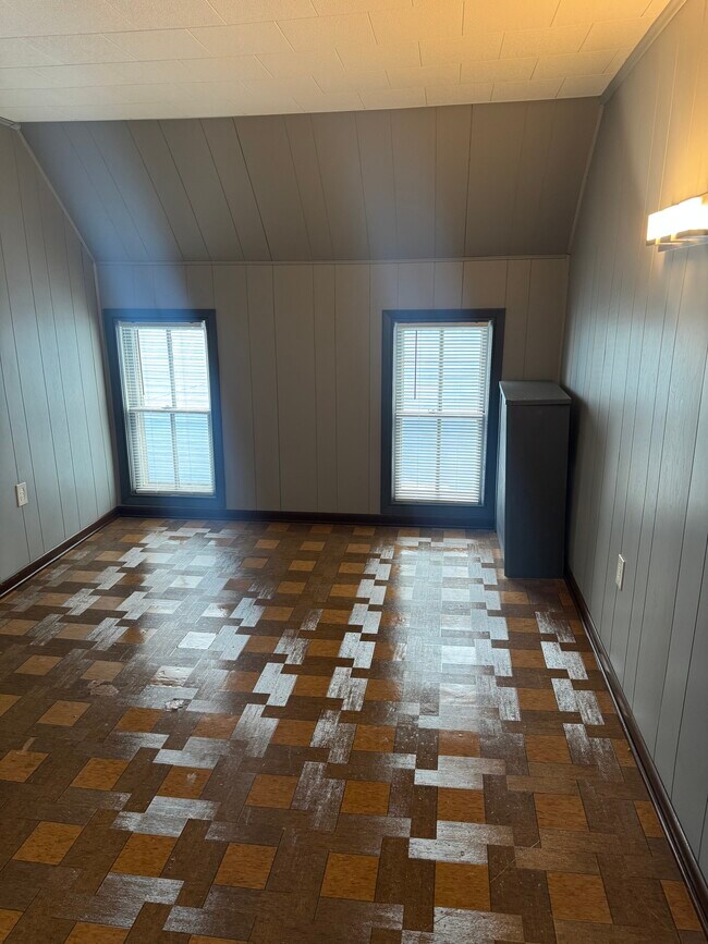 Second bedroom - 109 Plymouth Ave Unit 2