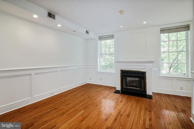 Photo - 632 Pine St Unit 2