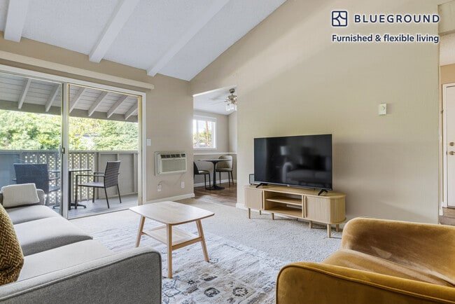 Photo - 202 Calvert Dr Unidad FL2-ID2051