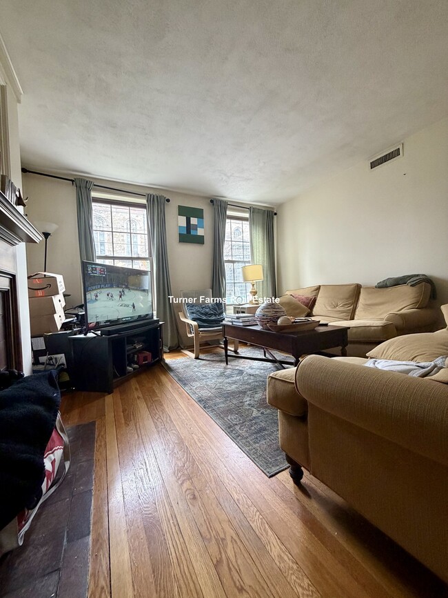Photo - 12 Dean Rd Unit 1