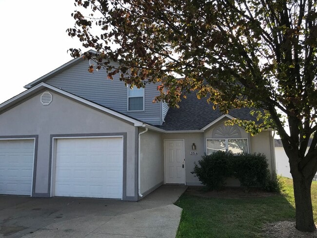 Building Photo - 3512-3514 La Mesa Dr. Unit 3514 La Mesa Dr.