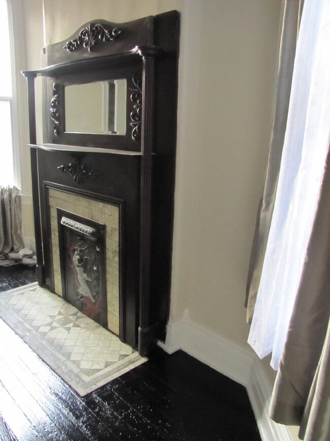 Photo - 1321 S 1st St Unit Apt # 3