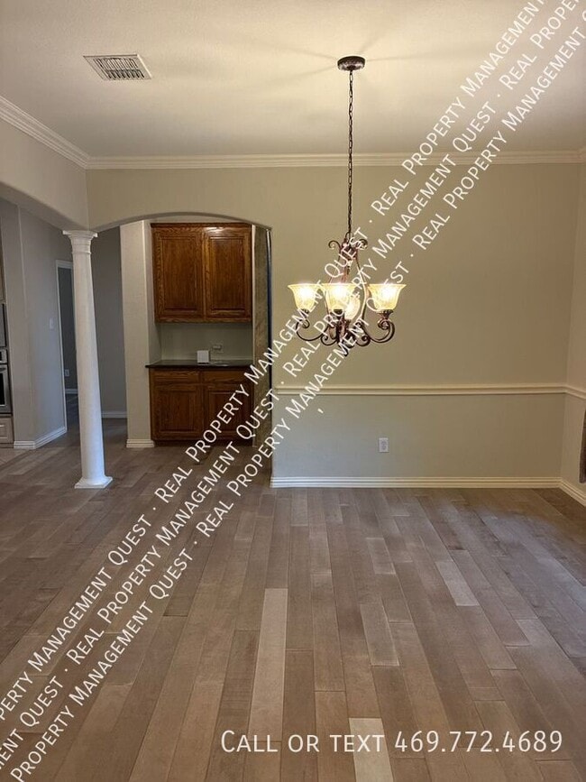 Photo - 3731 Edgewood Ct