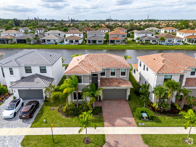 Building Photo - 7197 Montereal Path Rental