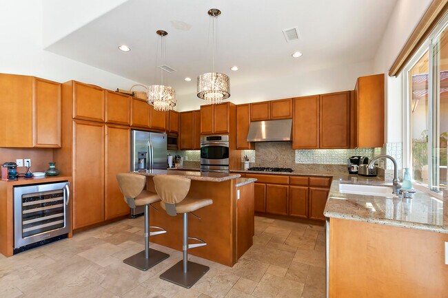 Photo - 79055 Mission Dr W