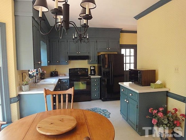 Photo - 1729 Berwickshire Cir