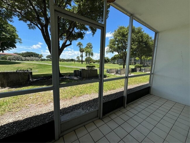 Photo - 13475 SW 9th St Unidad 111A