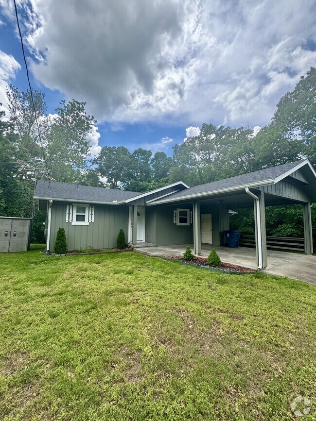 Building Photo - 5 Dunholme Dr Rental